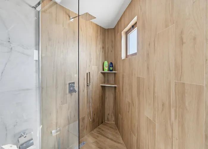 Dhimitri Apartment Berat