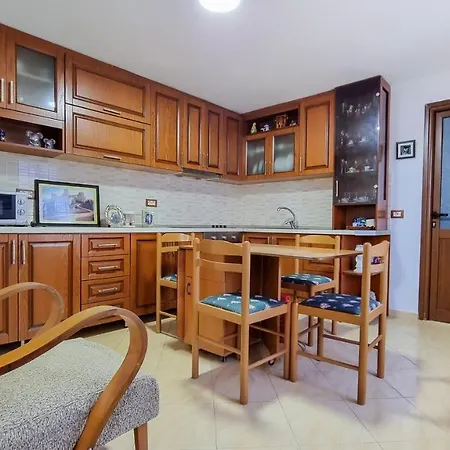 Dhimitri Apartment Berat