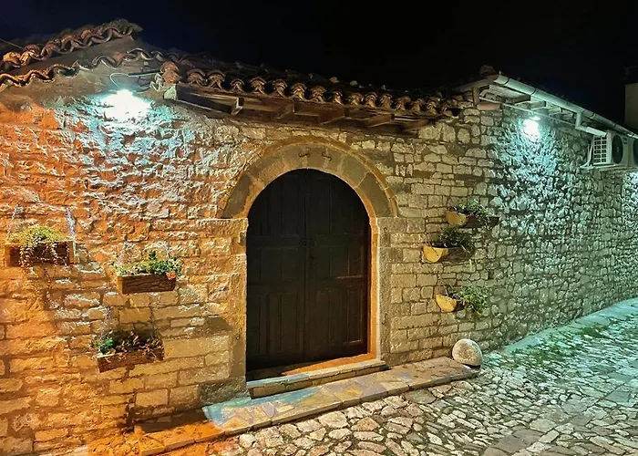 Apartment Dhimitri *