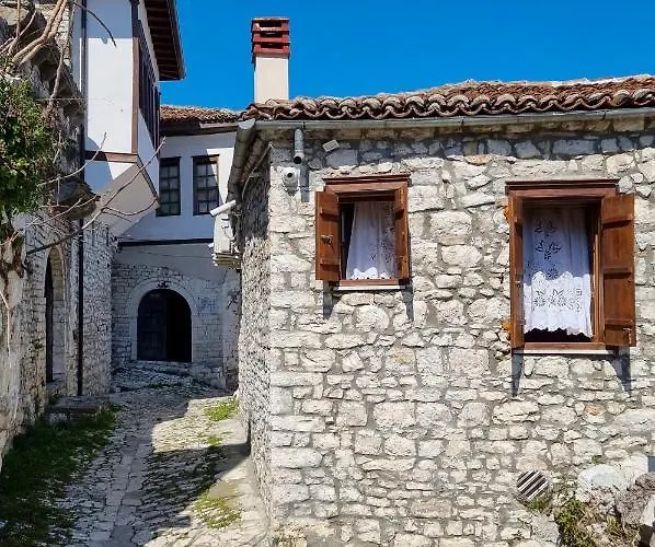 Apartment Dhimitri *